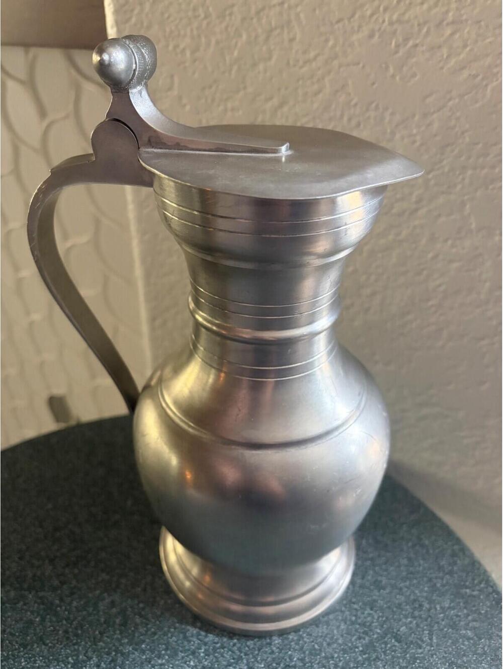 VTG Pewter Lidded Pitcher Tankard Double Acorn Finial Rose Mark 95%  10.25" tall